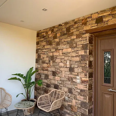 Polyxeni Magnolia 150m From The Sea