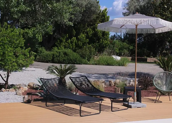 Polyxeni Magnolia 150m From The Sea * Politika