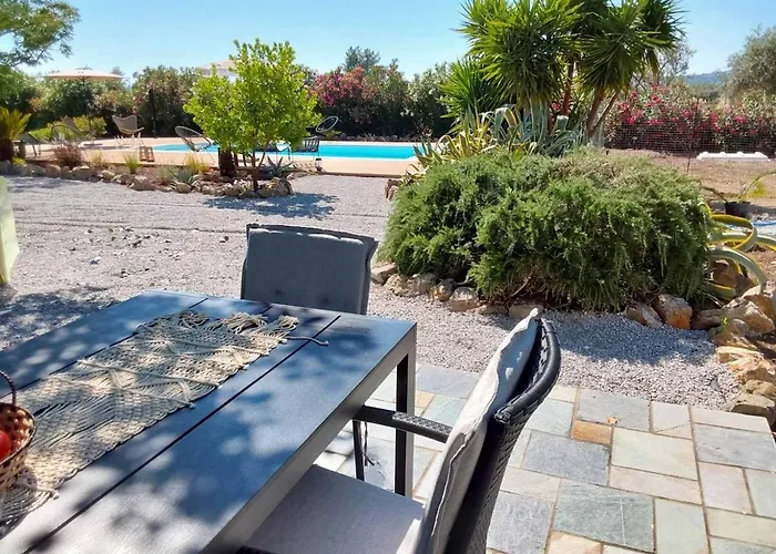 Villa Polyxeni Magnolia 150m From The Sea
